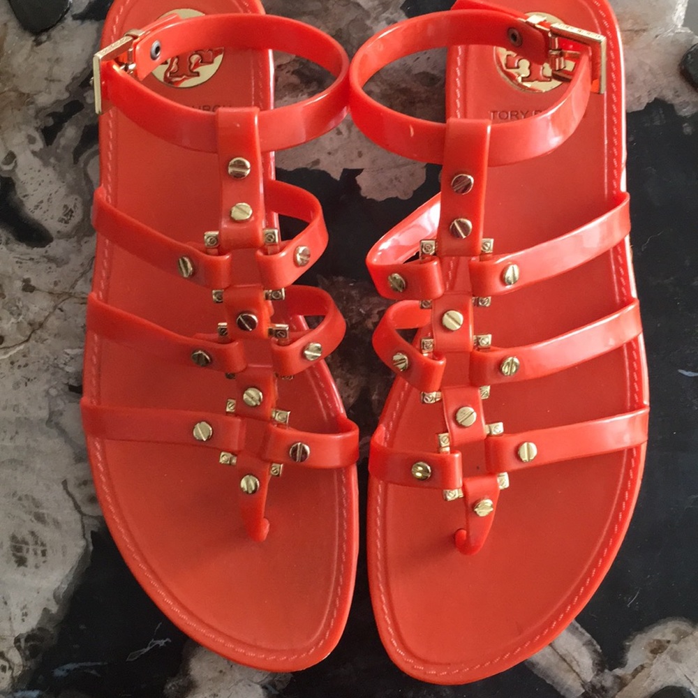 Tory Burch Vaughn orange jellies w gold hardware